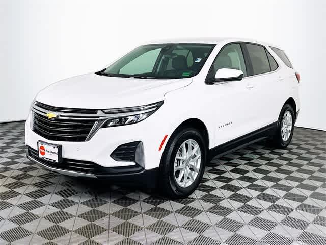 2024 Chevrolet Equinox LT photo 3
