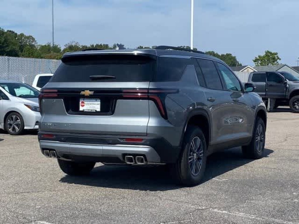 New 2026 Chevrolet Traverse LT SUV