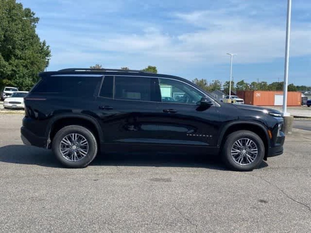 New 2026 Chevrolet Traverse LT SUV