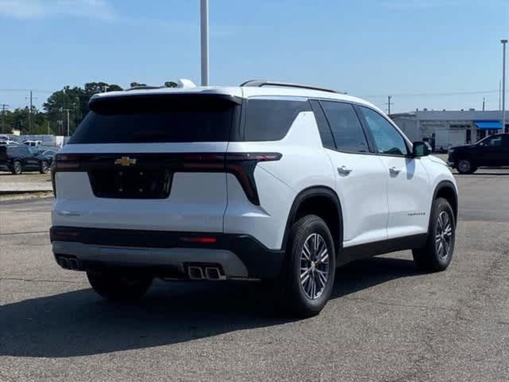 New 2026 Chevrolet Traverse LT SUV