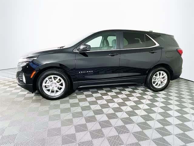 2024 Chevrolet Equinox LT photo 2