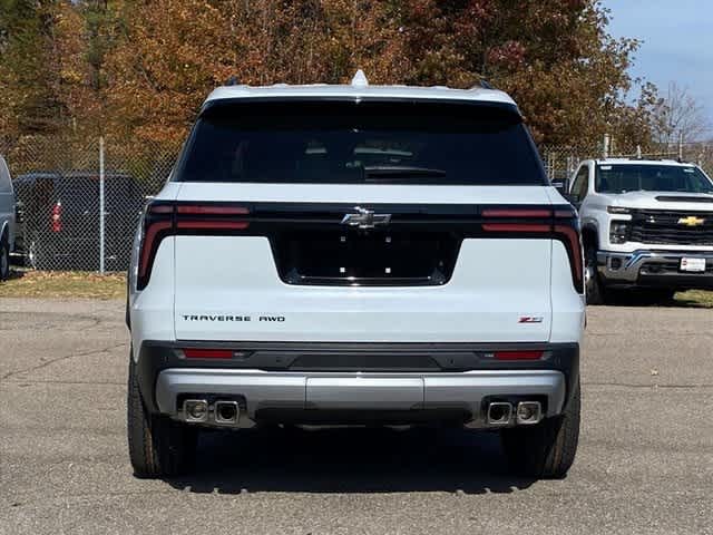 2026 Chevrolet Traverse Z71 photo 3