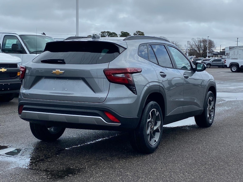Used 2026 Chevrolet Trax LT SUV