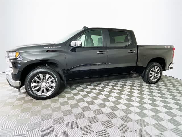 2022 Chevrolet Silverado 1500 LT photo 4