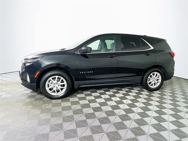 2023 Chevrolet Equinox LT photo 2