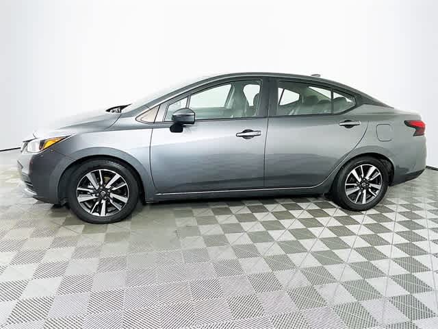 2021 Nissan Versa SV photo 4