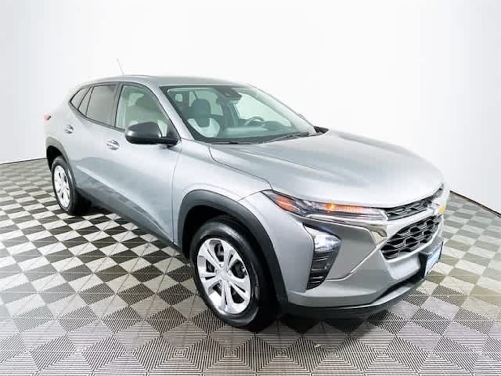 Certified 2025 Chevrolet Trax LS FWD