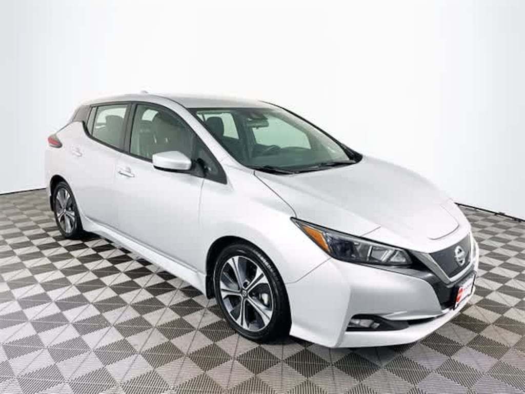 Used 2021 Nissan Leaf SV Hatchback