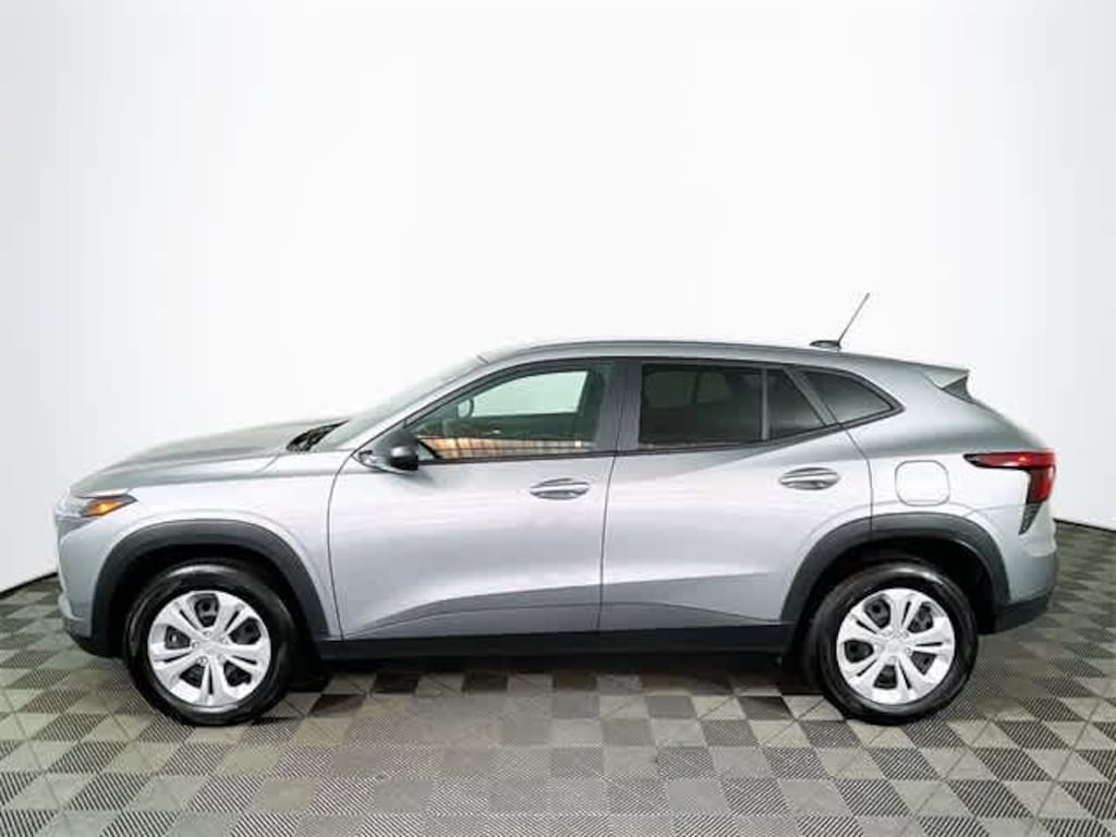 Certified 2025 Chevrolet Trax LS FWD