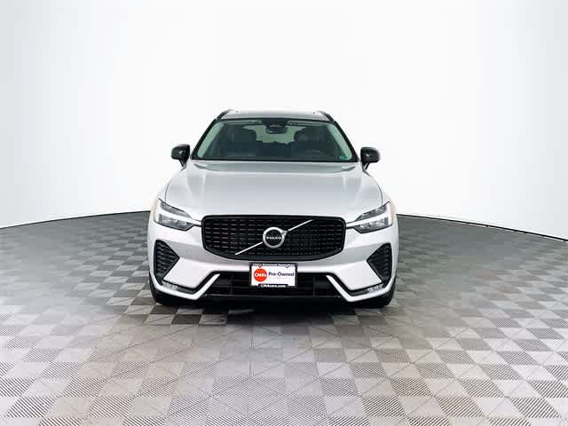 2024 Volvo XC60 Core B5 photo 2