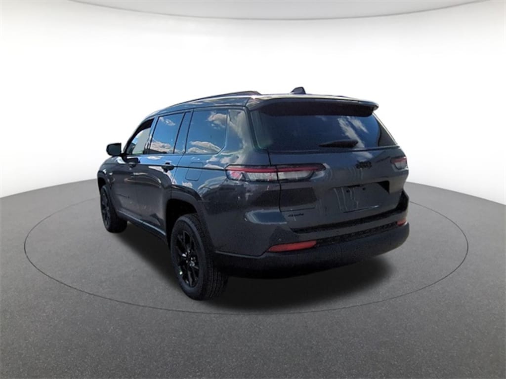 New 2025 Jeep Grand Cherokee L Laredo Sport Utility