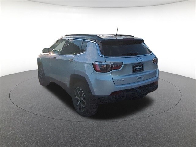 2026 Jeep Compass Limited photo 3