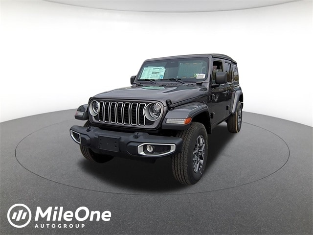 2025 Jeep Wrangler Sahara's photo