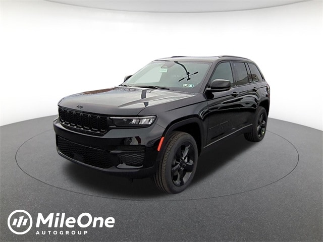 2025 Jeep Grand Cherokee Altitude's photo