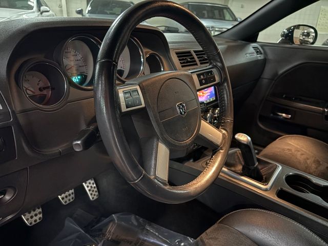 2009 Dodge Challenger SRT8 - Photo 10