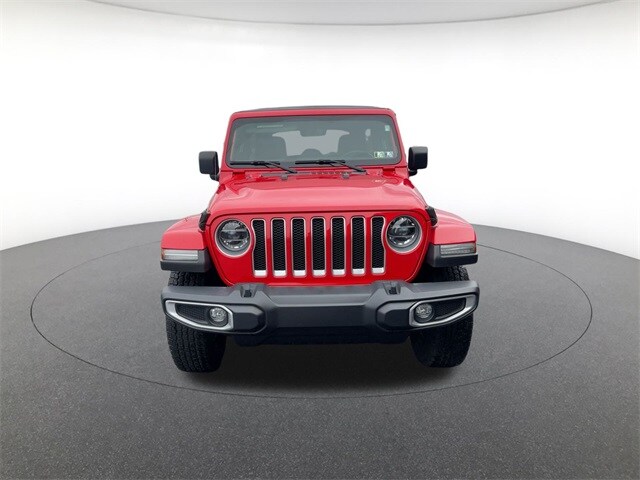 2022 Jeep Wrangler Unlimited Sahara photo 2