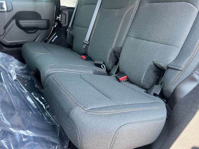 2025 Jeep Wrangler 4-Door Sport S - Photo 10