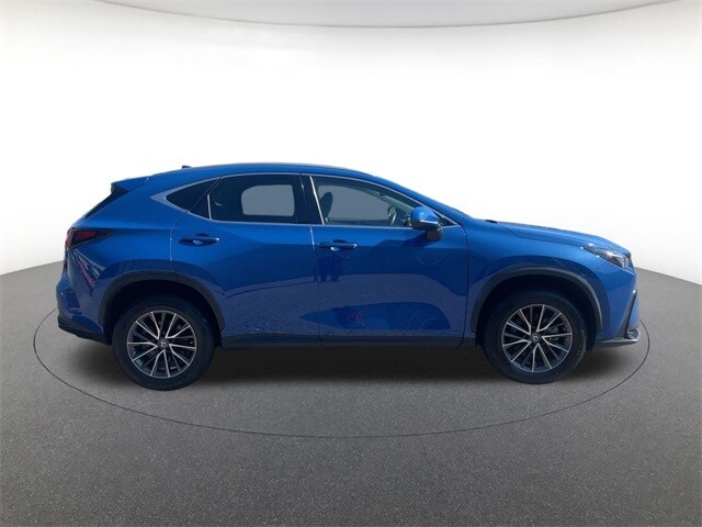 2022 Lexus NX 350 Premium photo 3