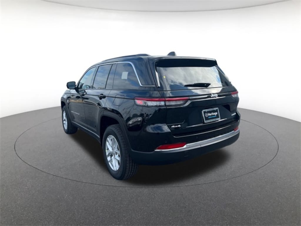 New 2025 Jeep Grand Cherokee Laredo Sport Utility