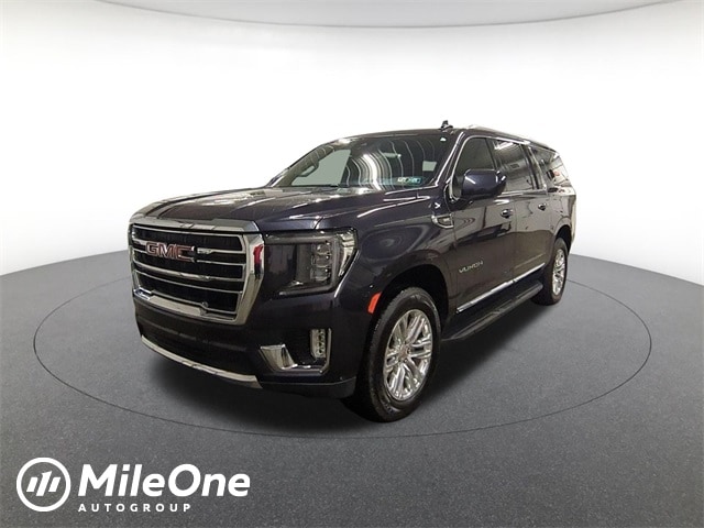 2024 GMC Yukon XL SLT's photo