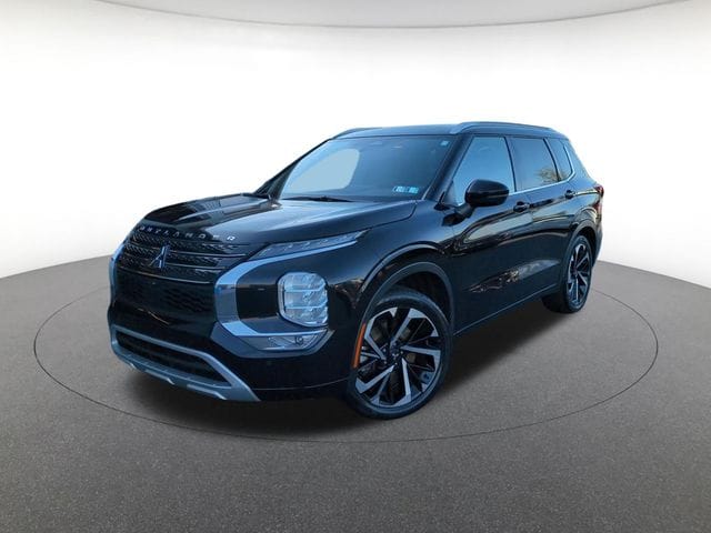 2022 Mitsubishi Outlander SEL S-AWC's photo