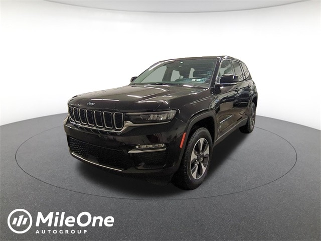 2023 Jeep Grand Cherokee 4xe's photo