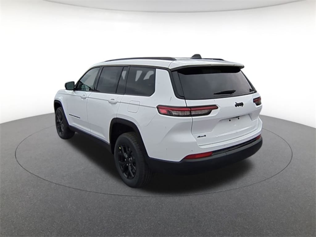 New 2025 Jeep Grand Cherokee L Laredo Sport Utility