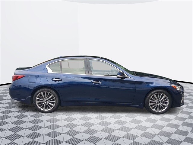 2022 Infiniti Q50 LUXE photo 4