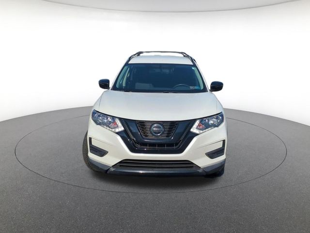 Used 2018 Nissan Rogue SV with VIN 5N1AT2MV1JC826624 for sale in Harrisburg, PA