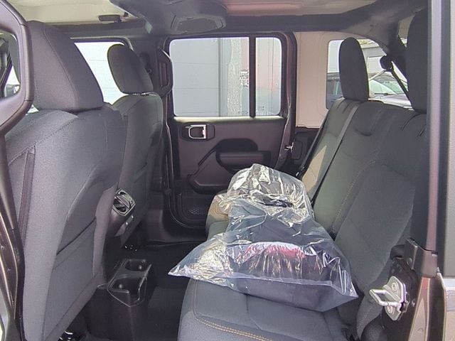 2025 Jeep Wrangler 4-Door Sport S - Photo 10