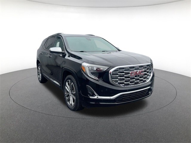 2020 Gmc Terrain Denali photo 2