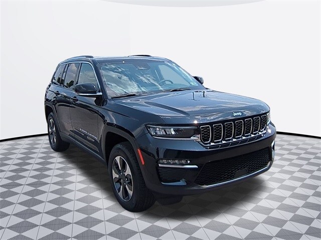 2024 Jeep Cherokee 4xe Base photo 3