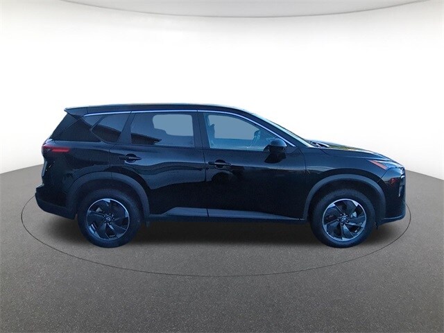 2024 Nissan Rogue SV photo 4