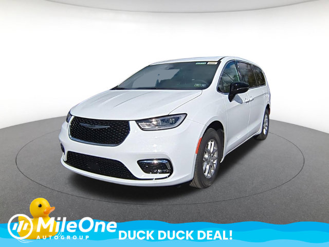 New 2026 Chrysler Pacifica SELECT Passenger Van