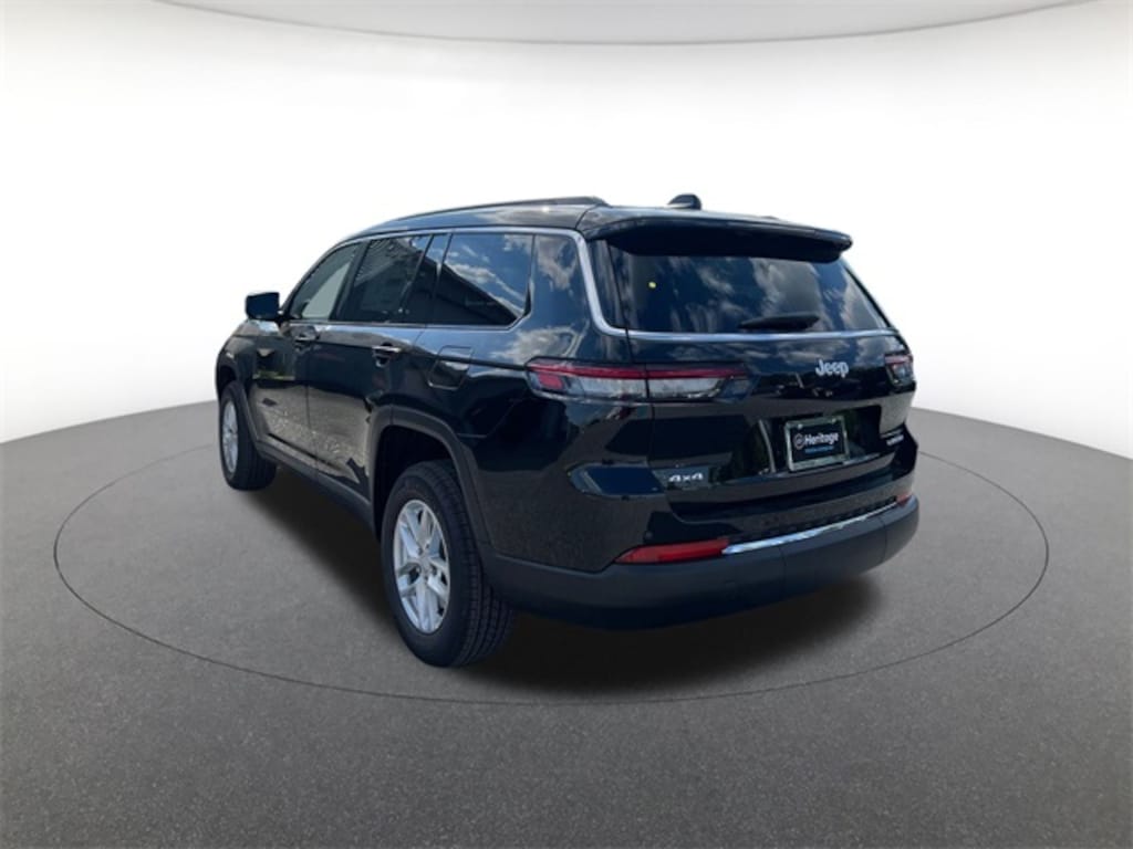 New 2025 Jeep Grand Cherokee L Laredo Sport Utility
