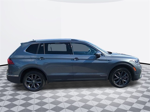 2024 Volkswagen Tiguan SE Wolfsburg Edition photo 4