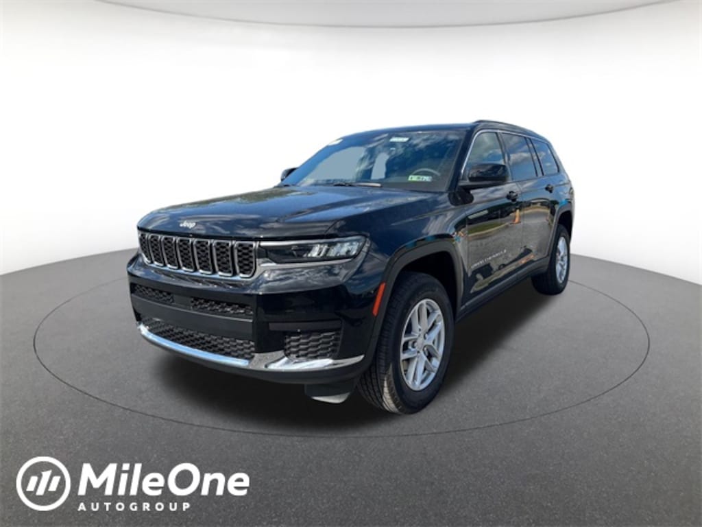 New 2025 Jeep Grand Cherokee L Laredo Sport Utility