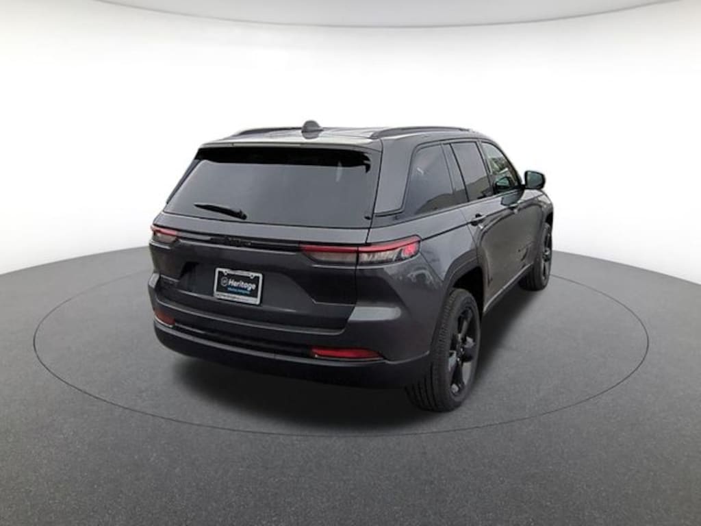 New 2025 Jeep Grand Cherokee ALTITUDE X 4X4 Sport Utility