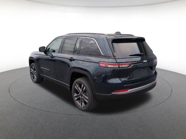 New 2027 Jeep Grand Cherokee LIMITED 4X4 Sport Utility