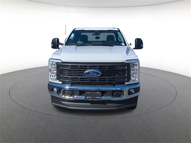 2024 Ford F-250 photo 2