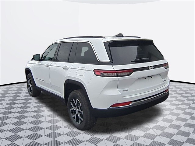 2025 Jeep Grand Cherokee Limited photo 2