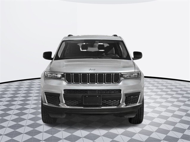 2025 Jeep Grand Cherokee Laredo photo 4
