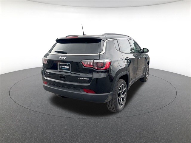 2026 Jeep Compass Limited Altitude photo 2