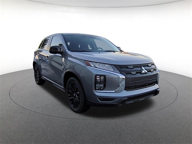 2022 Mitsubishi Outlander Sport LE photo 2