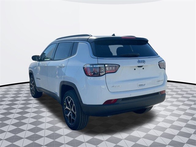 2026 Jeep Compass Limited photo 3