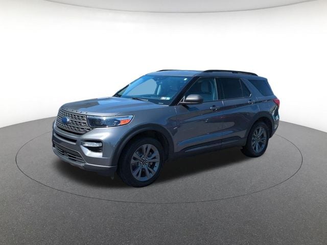 2021 Ford Explorer XLT 4WD's photo