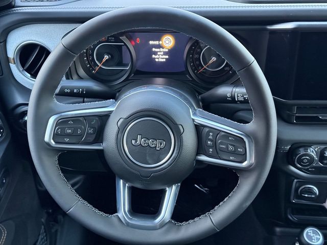 2025 Jeep Wrangler 4-Door Sahara - Photo 8
