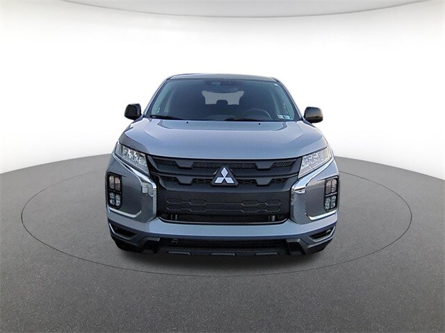 2022 Mitsubishi Outlander Sport LE photo 2