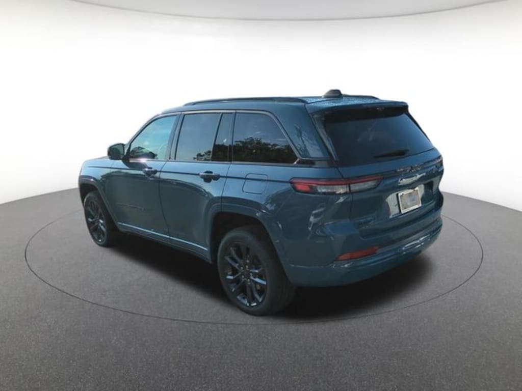 New 2026 Jeep Grand Cherokee Limited Reserve Sport Utility