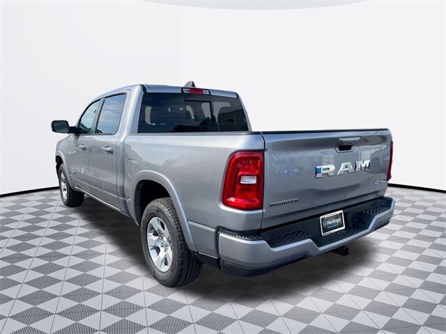 2025 Ram 1500 Big Horn Lone Star photo 3